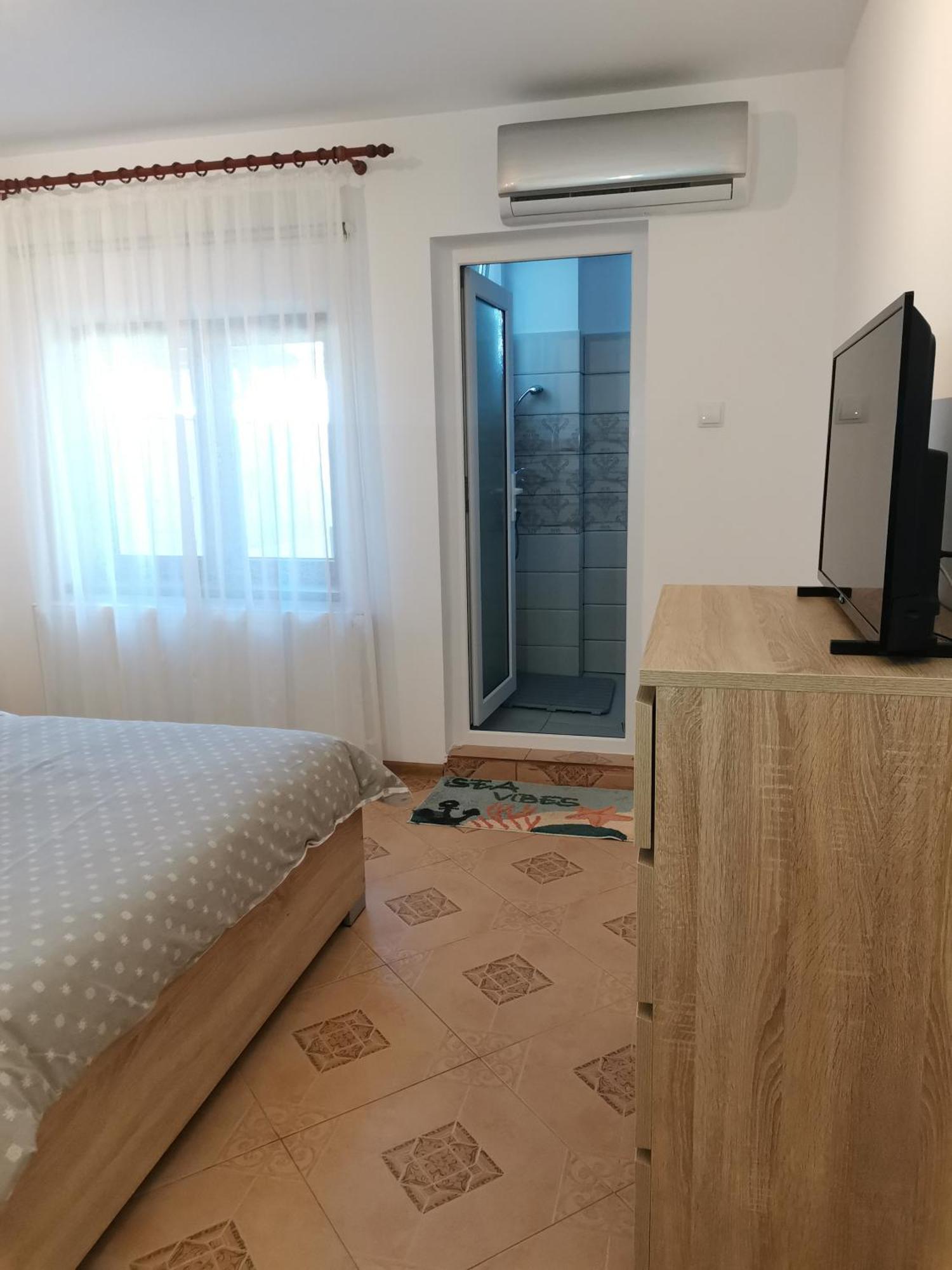南埃福列Miri'S House公寓 外观 照片